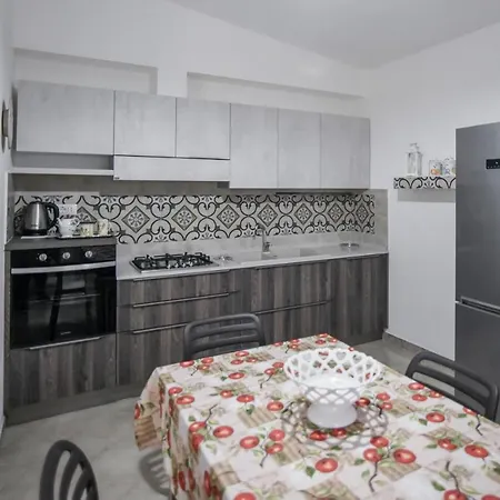 Giardino Dei Limoni Apartment