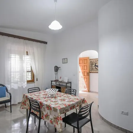 Giardino Dei Limoni דירה אוליאנה